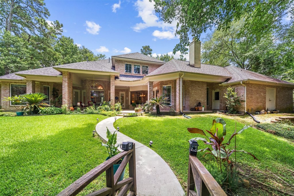 Conroe, Texas, 77304, United States, 4 Bedrooms Bedrooms, ,3.5 BathroomsBathrooms,Residential,Forsale,1953104