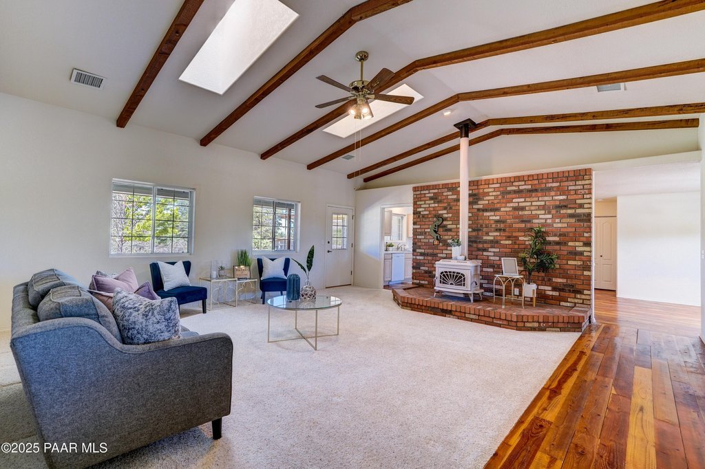 Prescott, Arizona, 86305, United States, 4 Bedrooms Bedrooms, ,3 BathroomsBathrooms,Residential,Forsale,1903144