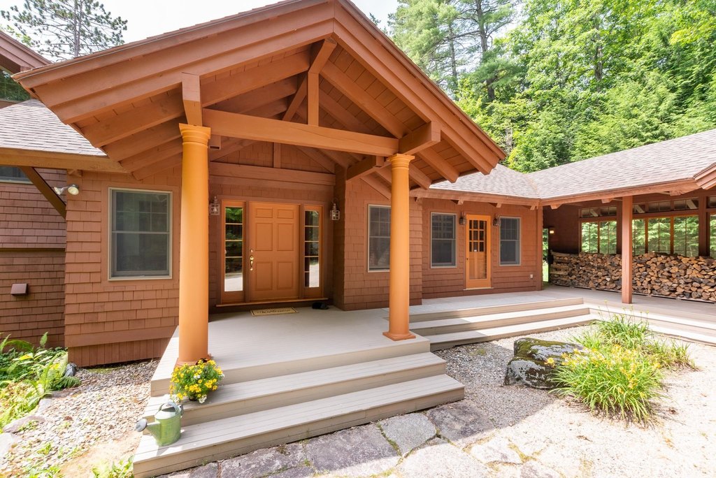 Moultonborough, New Hampshire, 03254, United States, 4 Bedrooms Bedrooms, ,3 BathroomsBathrooms,Residential,Forsale,1909940