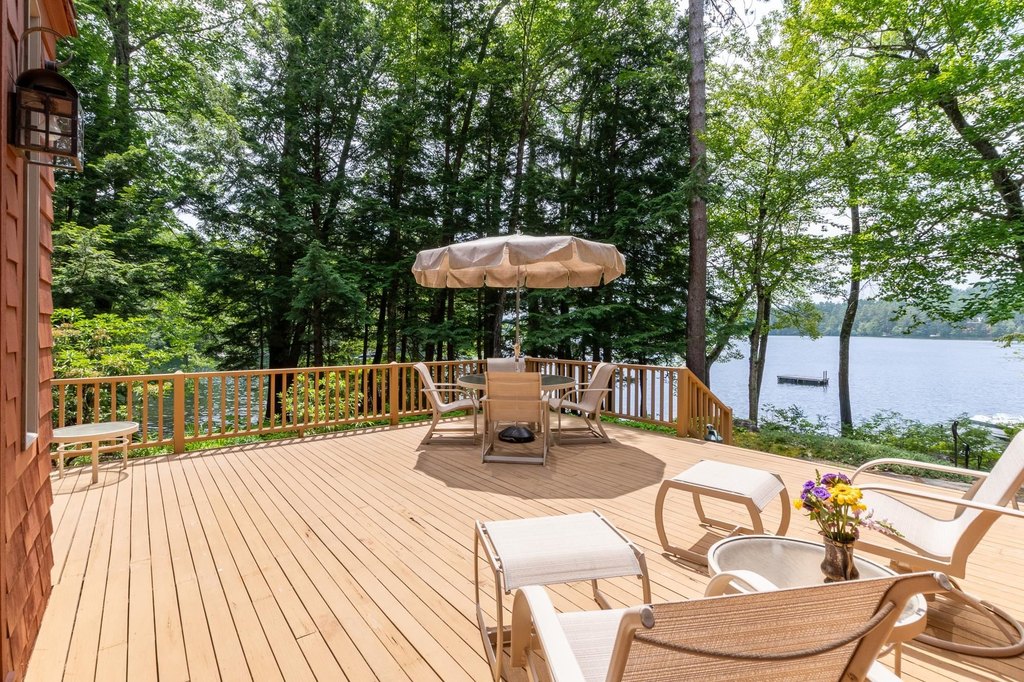 Moultonborough, New Hampshire, 03254, United States, 4 Bedrooms Bedrooms, ,3 BathroomsBathrooms,Residential,Forsale,1909940
