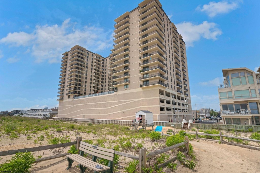 Margate, New Jersey, 08402, United States, 2 Bedrooms Bedrooms, ,2 BathroomsBathrooms,Residential,Forsale,1967248