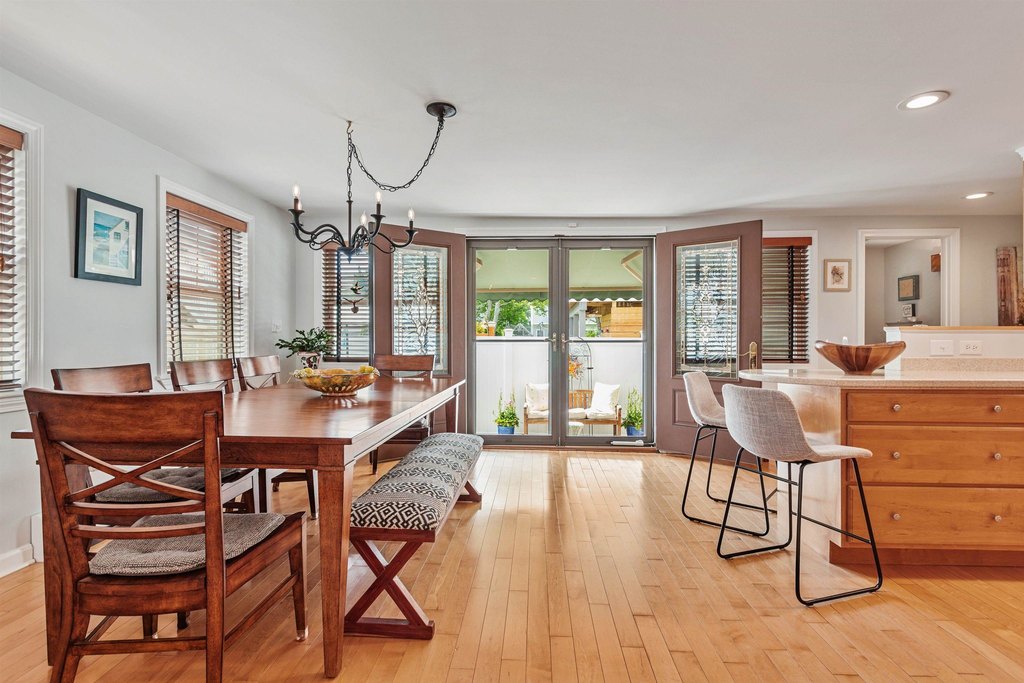 Hampton, New Hampshire, 03842, United States, 4 Bedrooms Bedrooms, ,3.5 BathroomsBathrooms,Residential,Forsale,1934012