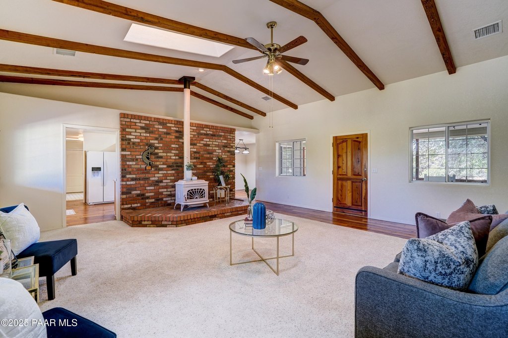 Prescott, Arizona, 86305, United States, 4 Bedrooms Bedrooms, ,3 BathroomsBathrooms,Residential,Forsale,1903144