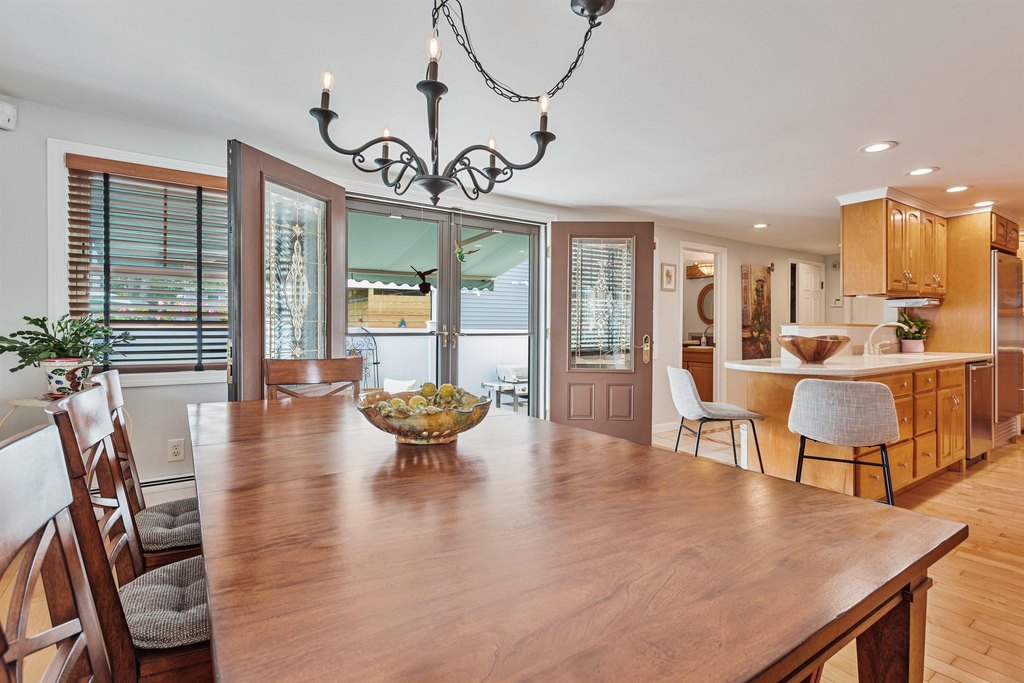 Hampton, New Hampshire, 03842, United States, 4 Bedrooms Bedrooms, ,3.5 BathroomsBathrooms,Residential,Forsale,1934012