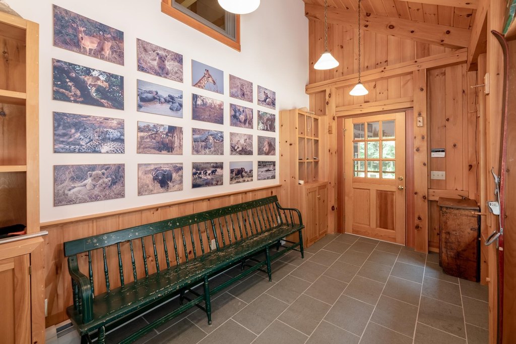 Moultonborough, New Hampshire, 03254, United States, 4 Bedrooms Bedrooms, ,3 BathroomsBathrooms,Residential,Forsale,1909940