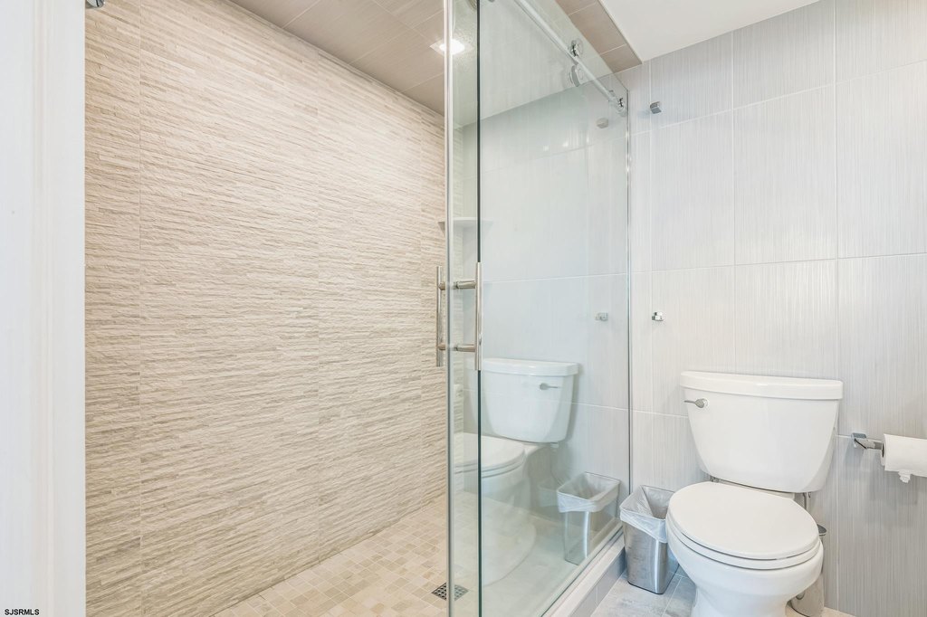 Margate, New Jersey, 08402, United States, 2 Bedrooms Bedrooms, ,2 BathroomsBathrooms,Residential,Forsale,1967248