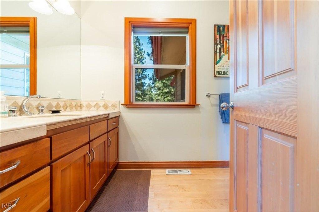 Incline Village, Nevada, 89451, United States, 3 Bedrooms Bedrooms, ,3.5 BathroomsBathrooms,Residential,Forsale,1920150