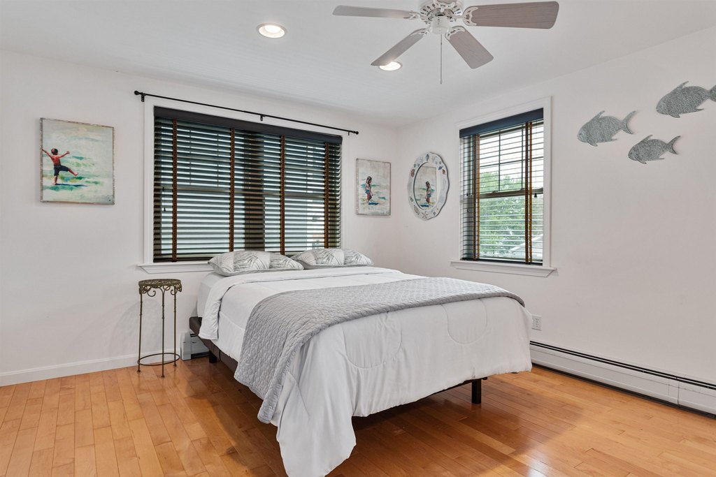 Hampton, New Hampshire, 03842, United States, 4 Bedrooms Bedrooms, ,3.5 BathroomsBathrooms,Residential,Forsale,1934012