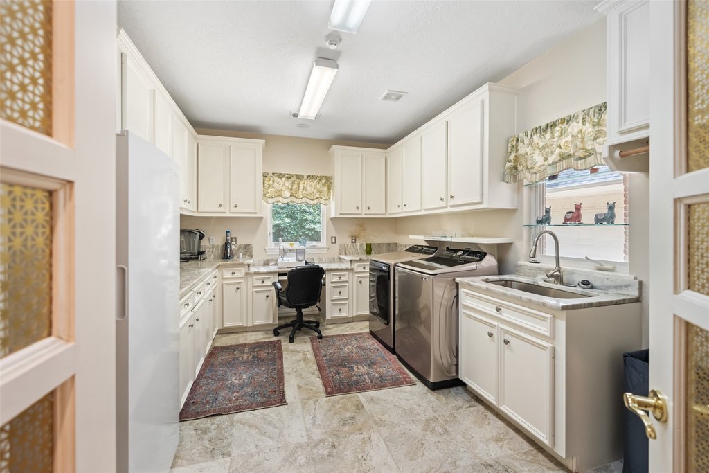 Conroe, Texas, 77304, United States, 4 Bedrooms Bedrooms, ,3.5 BathroomsBathrooms,Residential,Forsale,1953104