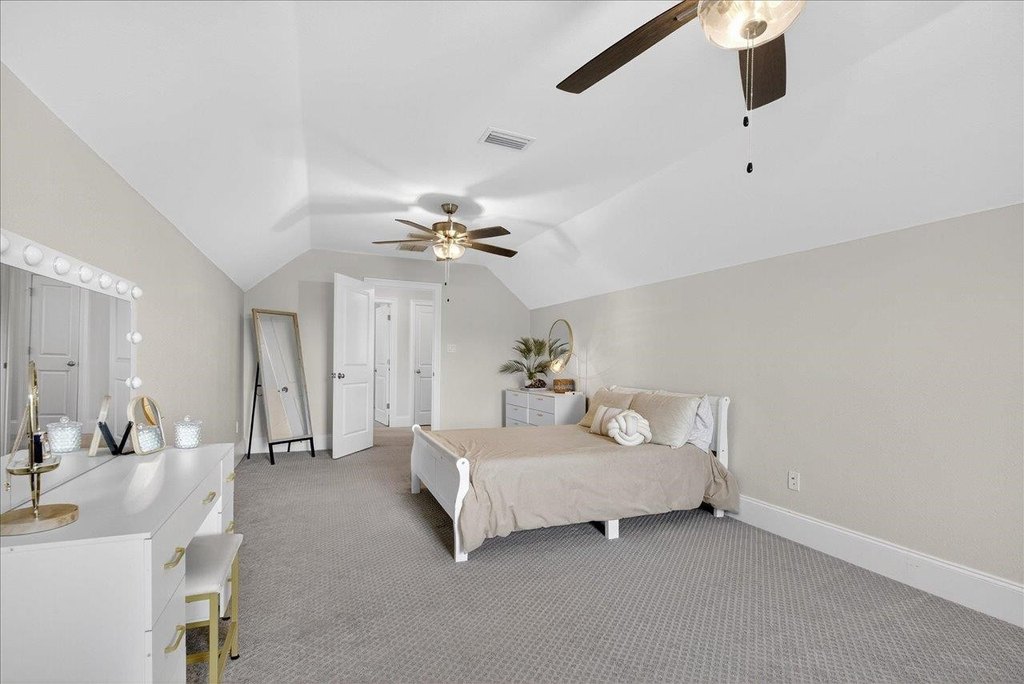 Tallahassee, Florida, 32312, United States, 4 Bedrooms Bedrooms, ,3.5 BathroomsBathrooms,Residential,Forsale,1946744