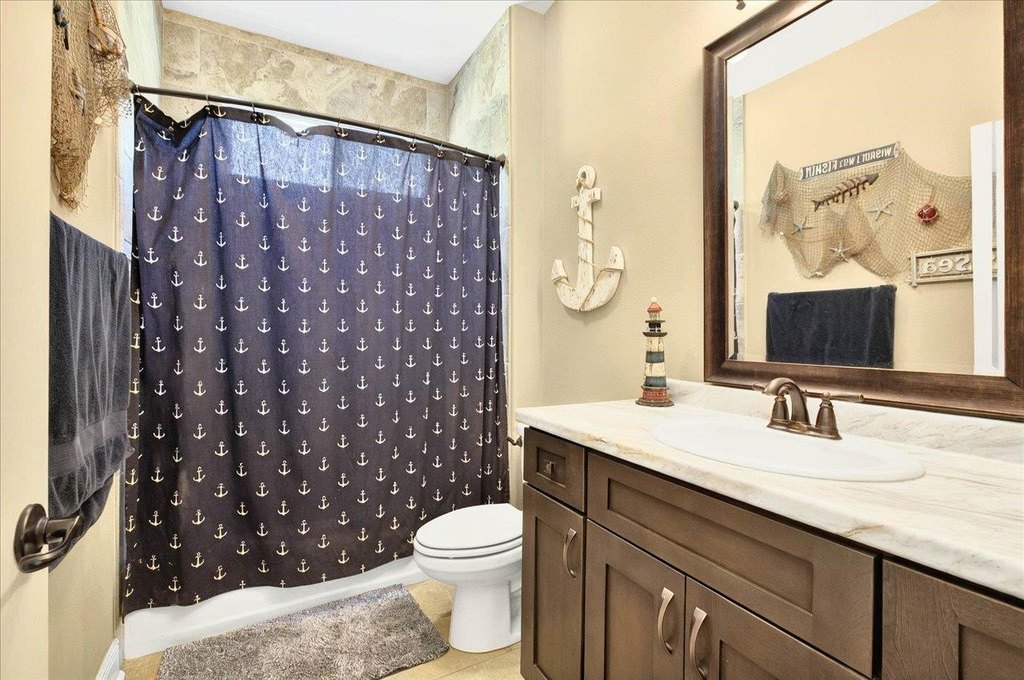 Crawfordville, Florida, 32327, United States, 3 Bedrooms Bedrooms, ,2 BathroomsBathrooms,Residential,Forsale,1946734