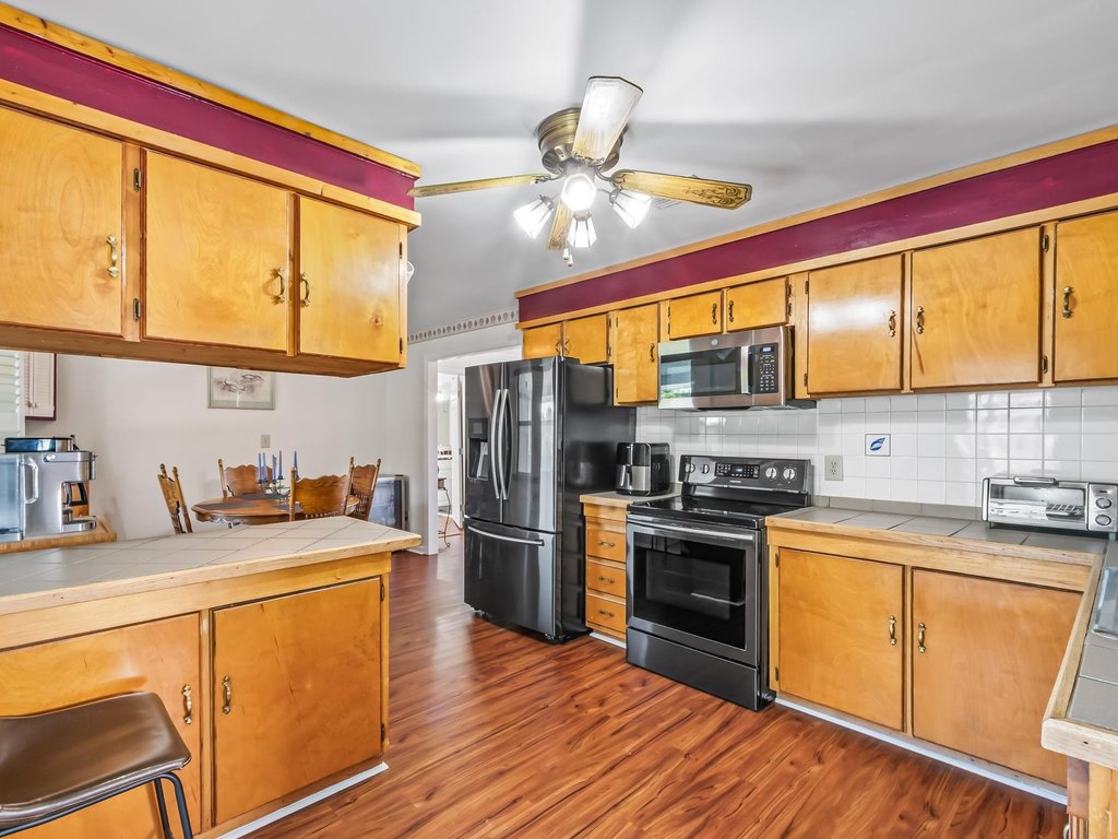 Crawfordville, Florida, 32327, United States, 3 Bedrooms Bedrooms, ,2 BathroomsBathrooms,Residential,Forsale,1946764