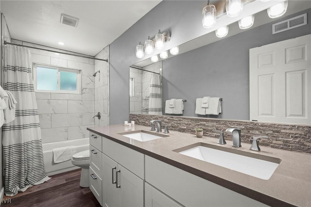 Incline Village, Nevada, 89451, United States, 3 Bedrooms Bedrooms, ,2 BathroomsBathrooms,Residential,Forsale,1920152