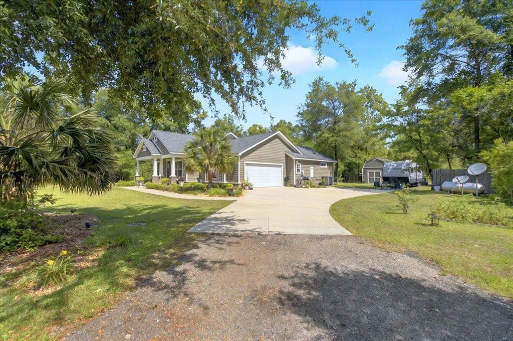 Crawfordville, Florida, 32327, United States, 3 Bedrooms Bedrooms, ,2 BathroomsBathrooms,Residential,Forsale,1946734