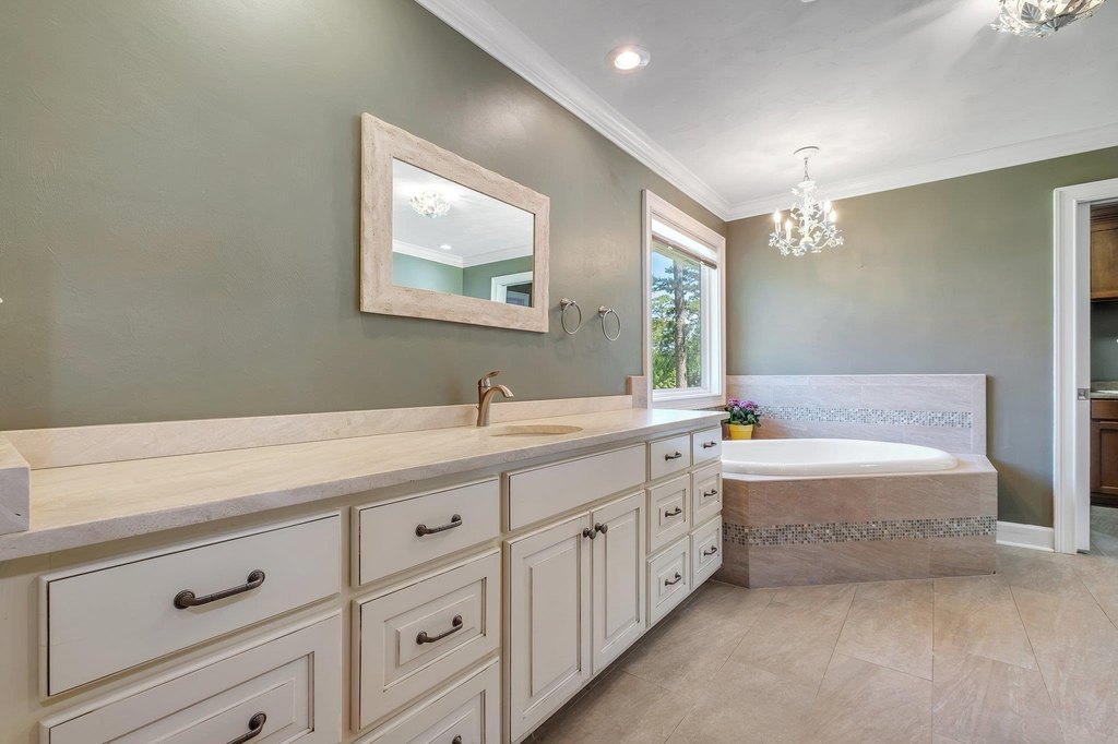 Tallahassee, Florida, 32309, United States, 4 Bedrooms Bedrooms, ,3.5 BathroomsBathrooms,Residential,Forsale,1994983