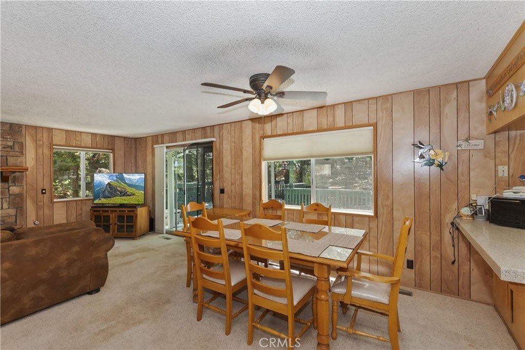 Lake Arrowhead, California, 92352, United States, 3 Bedrooms Bedrooms, ,3 BathroomsBathrooms,Residential,Forsale,1953295