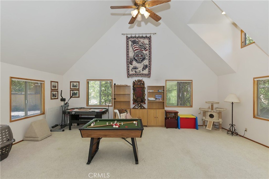 Lake Arrowhead, California, 92352, United States, 3 Bedrooms Bedrooms, ,3 BathroomsBathrooms,Residential,Forsale,1953295