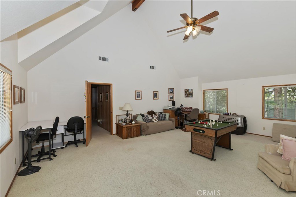 Lake Arrowhead, California, 92352, United States, 3 Bedrooms Bedrooms, ,3 BathroomsBathrooms,Residential,Forsale,1953295