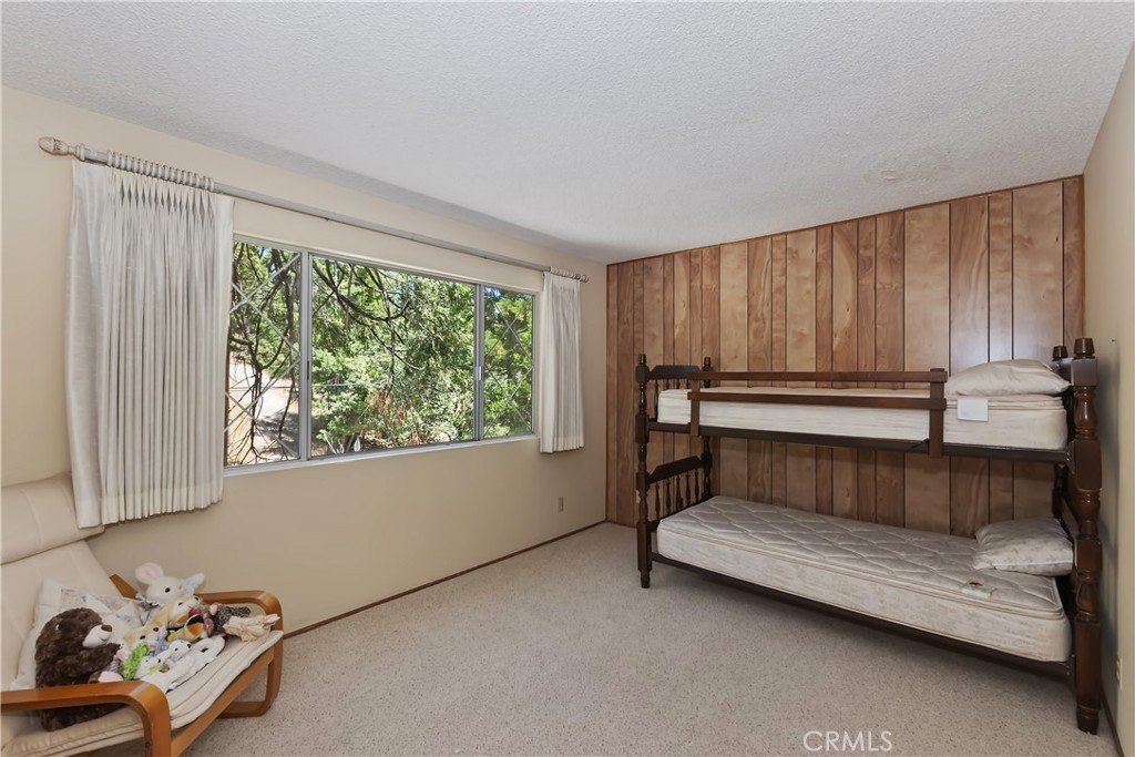 Lake Arrowhead, California, 92352, United States, 3 Bedrooms Bedrooms, ,3 BathroomsBathrooms,Residential,Forsale,1953295