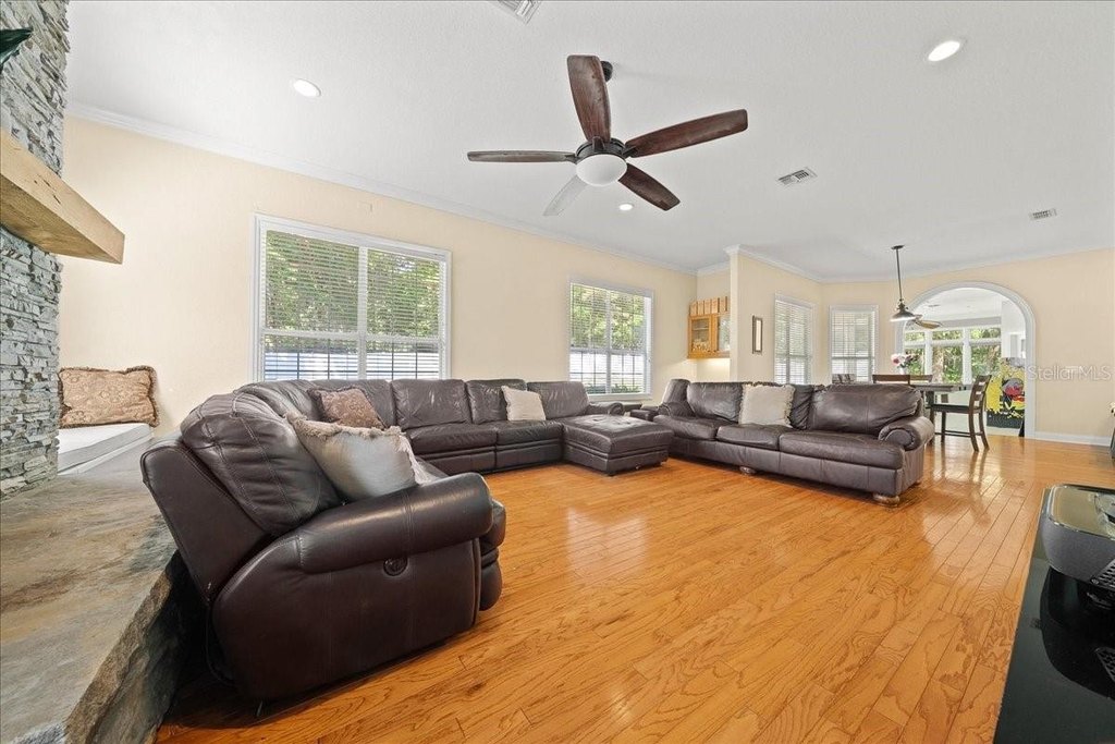 OCALA, Florida, 34471, United States, 3 Bedrooms Bedrooms, ,2.5 BathroomsBathrooms,Residential,Forsale,1905408