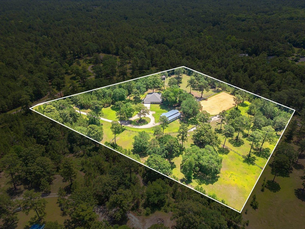 Tallahassee, Florida, 32309, United States, 4 Bedrooms Bedrooms, ,3.5 BathroomsBathrooms,Residential,Forsale,1994983