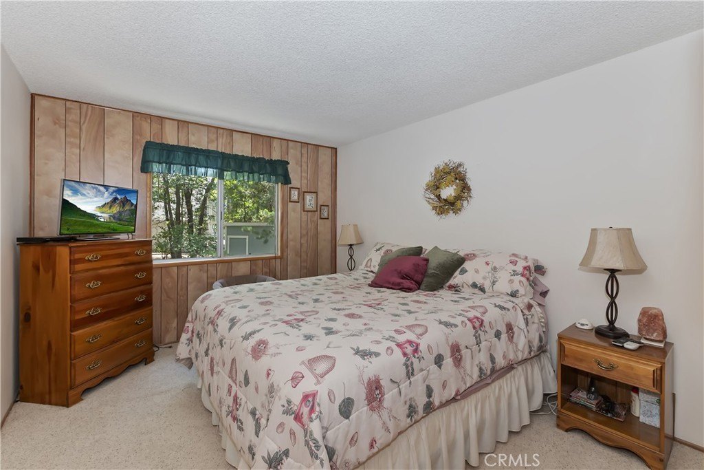 Lake Arrowhead, California, 92352, United States, 3 Bedrooms Bedrooms, ,3 BathroomsBathrooms,Residential,Forsale,1953295