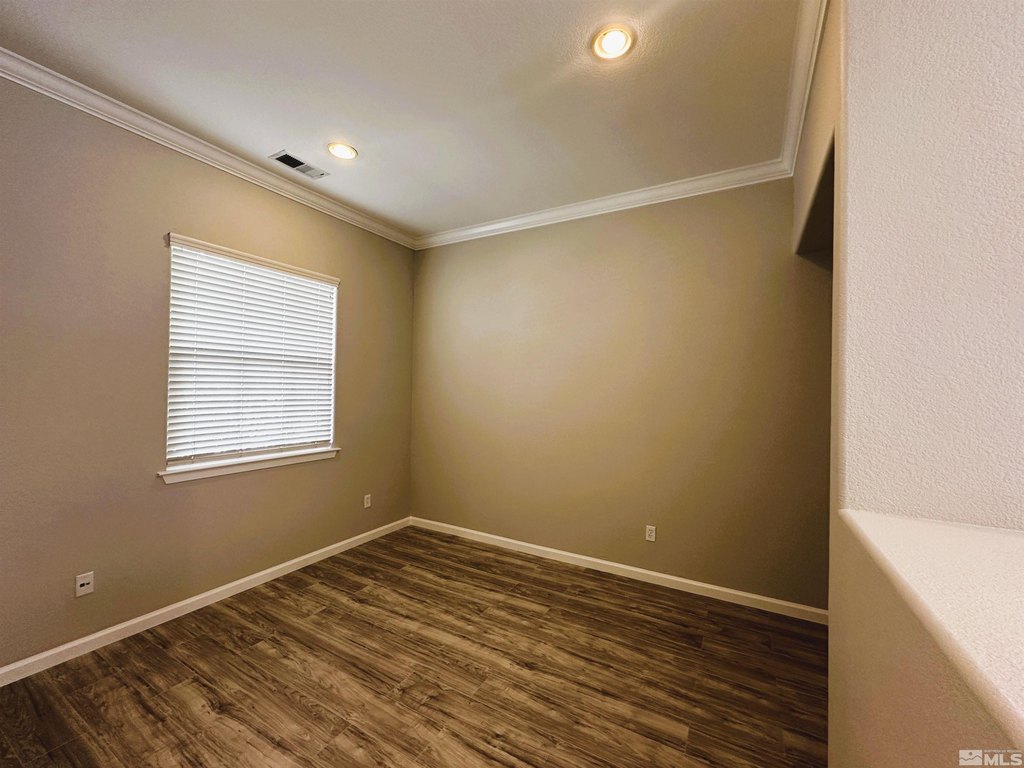 Reno, Nevada, 89521, United States, 3 Bedrooms Bedrooms, ,2 BathroomsBathrooms,Residential,Forsale,1936778