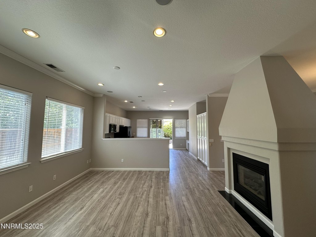 Reno, Nevada, 89521, United States, 3 Bedrooms Bedrooms, ,2 BathroomsBathrooms,Residential,Forsale,1936778