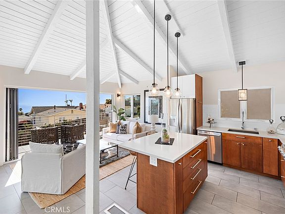 Laguna Beach, California, 92651, United States, 3 Bedrooms Bedrooms, ,3 BathroomsBathrooms,Residential,Forsale,1884154