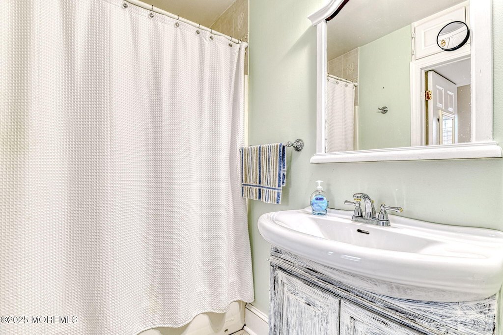 Ocean Grove, New Jersey, 07756, United States, 3 Bedrooms Bedrooms, ,1.5 BathroomsBathrooms,Residential,Forsale,1936827