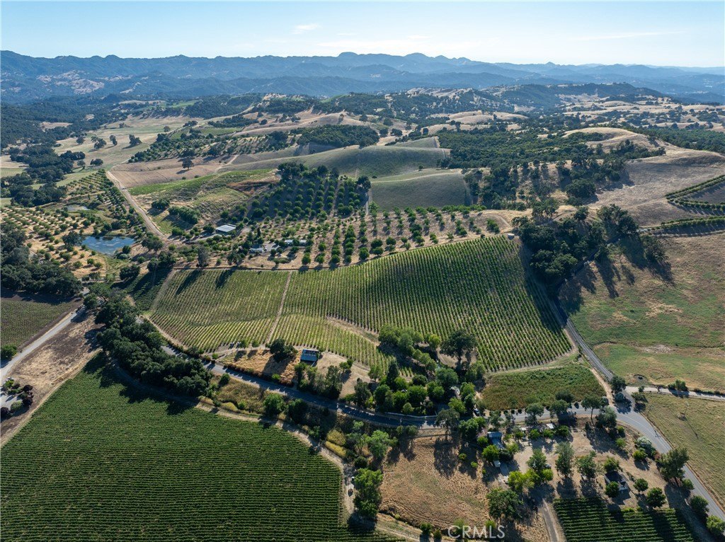 Paso Robles, California, 93446, United States, 3 Bedrooms Bedrooms, ,2 BathroomsBathrooms,Residential,Forsale,1899803