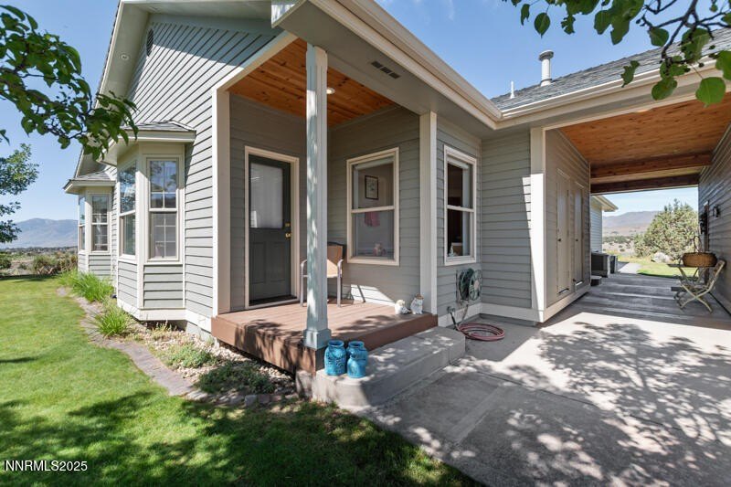 Reno, Nevada, 89508, United States, 4 Bedrooms Bedrooms, ,3 BathroomsBathrooms,Residential,Forsale,1910311
