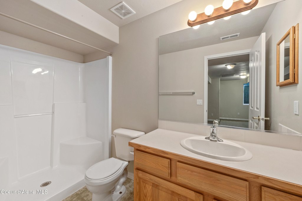 Coeur d'Alene, Idaho, 83815, United States, 4 Bedrooms Bedrooms, ,3 BathroomsBathrooms,Residential,Forsale,1913889