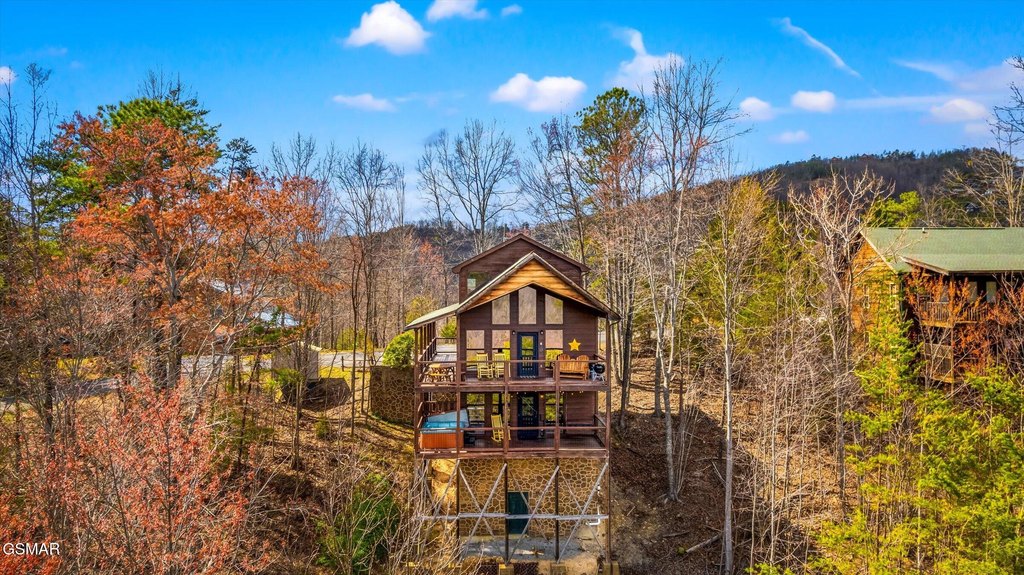 Sevierville, Tennessee, 37862, United States, 3 Bedrooms Bedrooms, ,3.5 BathroomsBathrooms,Residential,Forsale,1910181