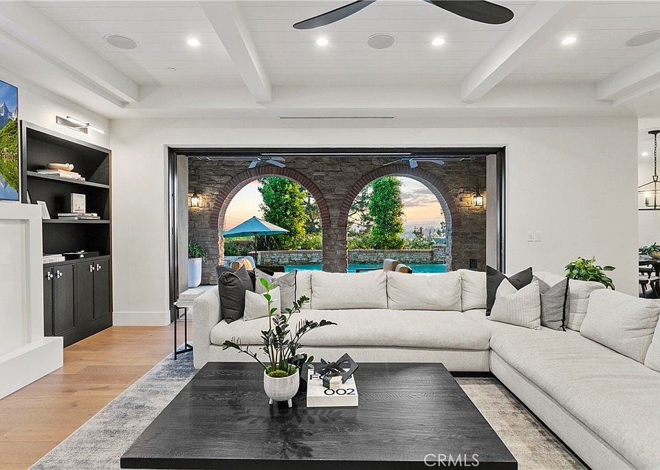 Mission Viejo, California, 92694, United States, 5 Bedrooms Bedrooms, ,7 BathroomsBathrooms,Residential,Forsale,1899772
