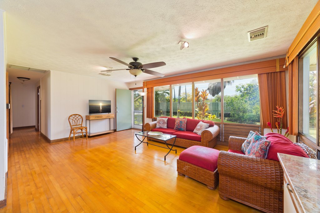 Captain Cook, Hawaii, 96704, United States, 5 Bedrooms Bedrooms, ,2.5 BathroomsBathrooms,Residential,Forsale,1972275