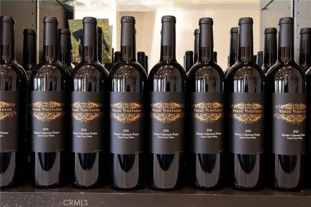 Gilroy, California, 95020, United States, ,Commercial,Forsale,2004825