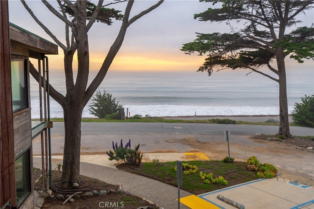 Cambria, California, 93428, United States, 6 Bedrooms Bedrooms, ,7 BathroomsBathrooms,Residential,Forsale,2009029