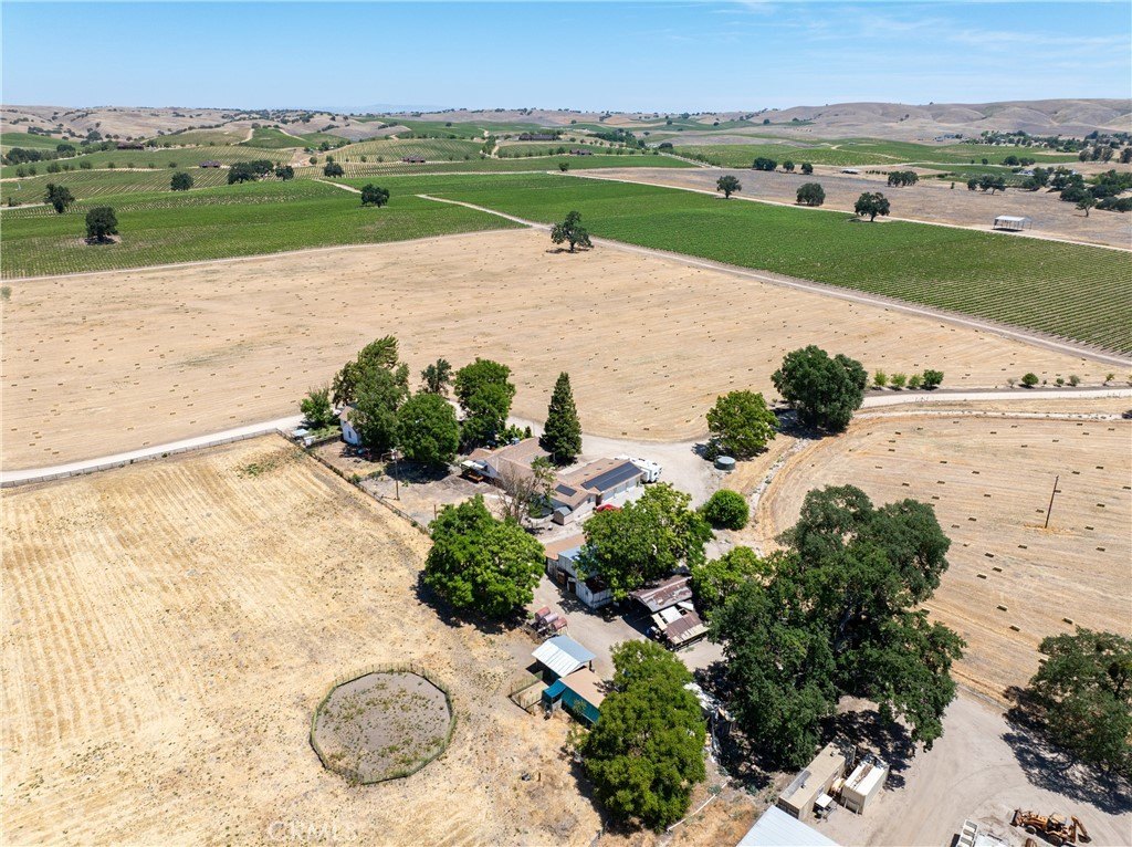 Paso Robles, California, 93446, United States, 12 Bedrooms Bedrooms, ,7.5 BathroomsBathrooms,Residential,Forsale,1899801