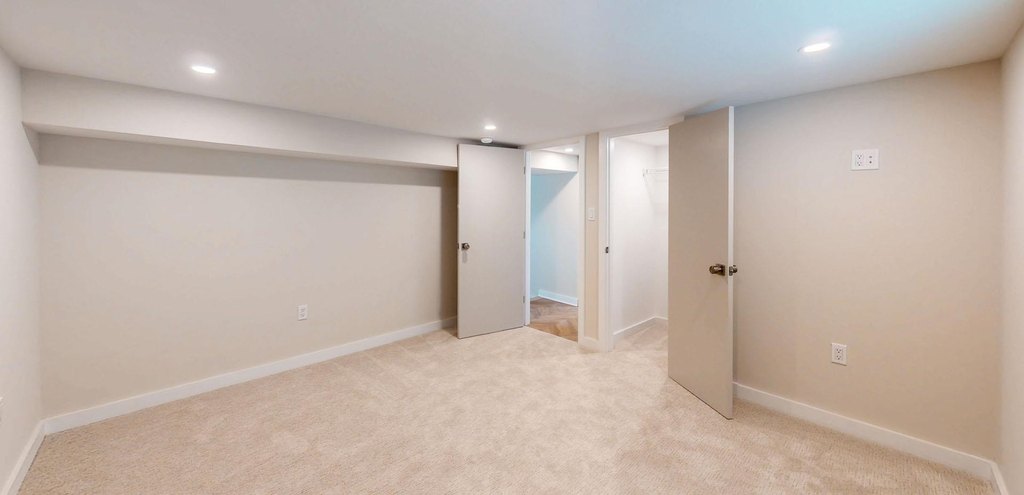 Linwood, New Jersey, 08221, United States, 5 Bedrooms Bedrooms, ,4 BathroomsBathrooms,Residential,Forsale,1933752