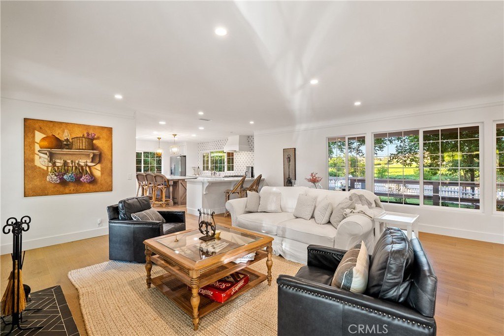 Paso Robles, California, 93446, United States, 3 Bedrooms Bedrooms, ,2 BathroomsBathrooms,Residential,Forsale,1899803