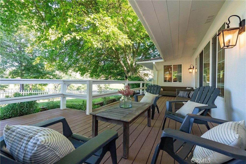 Paso Robles, California, 93446, United States, 3 Bedrooms Bedrooms, ,2 BathroomsBathrooms,Residential,Forsale,1899803