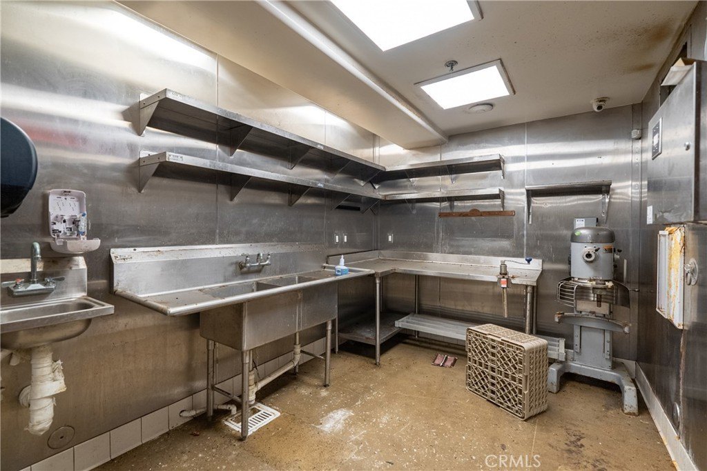 Cambria, California, 93428, United States, 6 Bedrooms Bedrooms, ,7 BathroomsBathrooms,Residential,Forsale,2009029