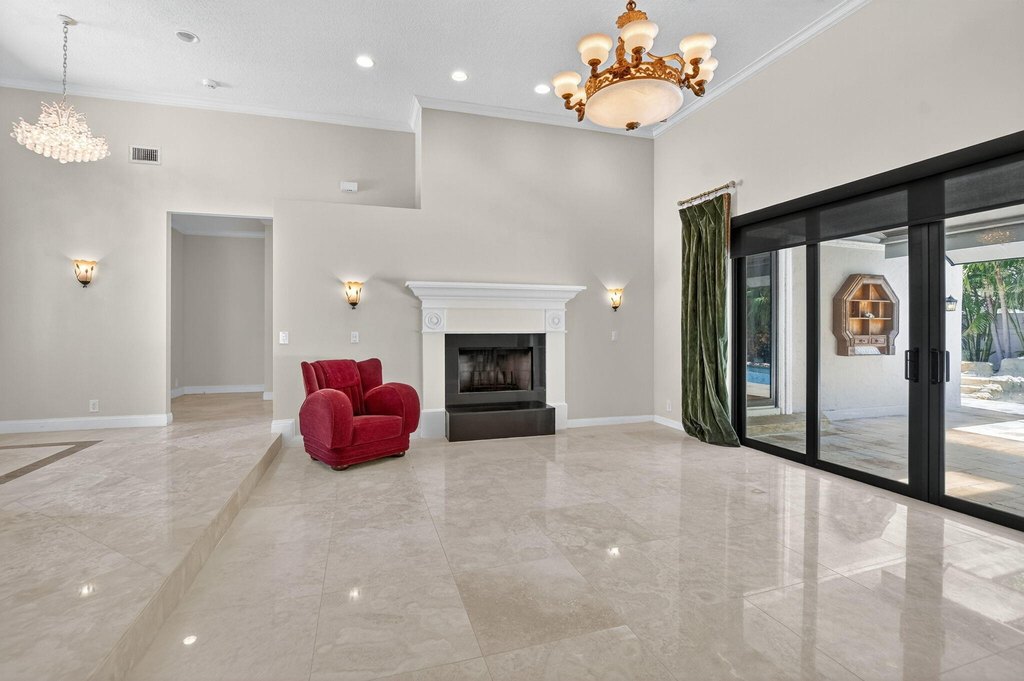 Boca Raton, Florida, 33487, United States, 5 Bedrooms Bedrooms, ,4 BathroomsBathrooms,Residential,Forsale,1905180