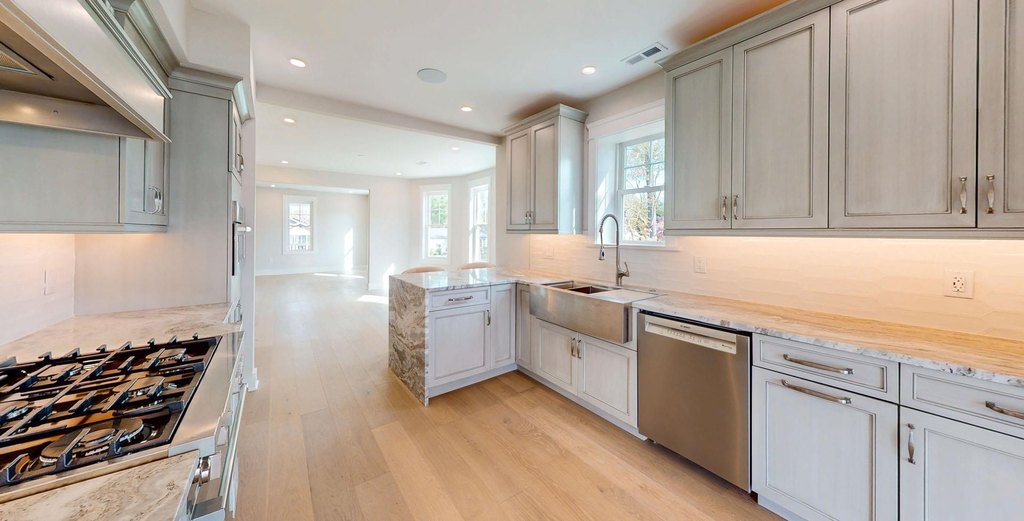 Linwood, New Jersey, 08221, United States, 5 Bedrooms Bedrooms, ,4 BathroomsBathrooms,Residential,Forsale,1933752