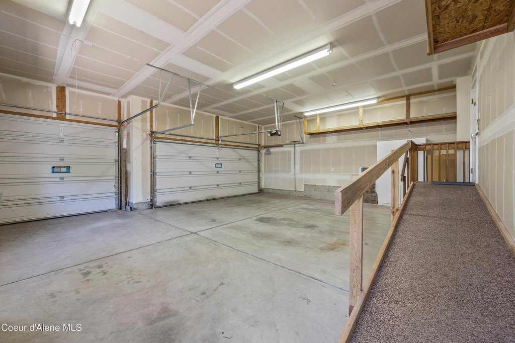 Coeur d'Alene, Idaho, 83815, United States, 4 Bedrooms Bedrooms, ,3 BathroomsBathrooms,Residential,Forsale,1913889