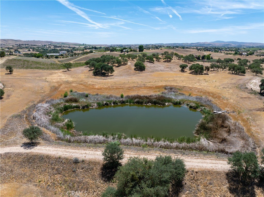 Paso Robles, California, 93446, United States, 12 Bedrooms Bedrooms, ,7.5 BathroomsBathrooms,Residential,Forsale,1899801