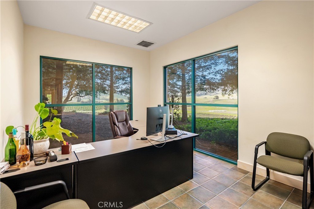 San Luis Obispo, California, 93401, United States, ,Commercial,Forsale,2004826