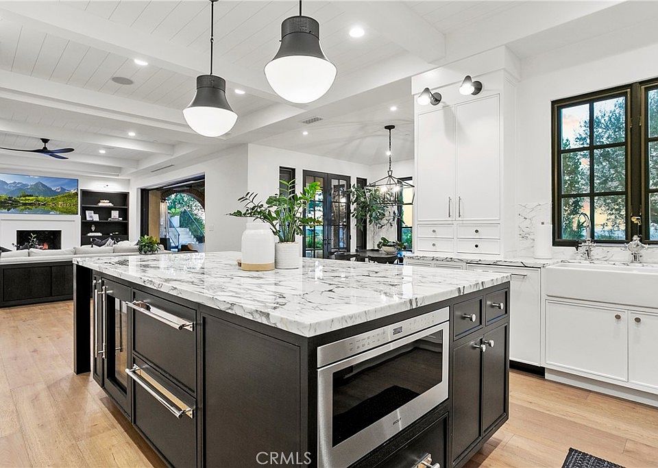 Mission Viejo, California, 92694, United States, 5 Bedrooms Bedrooms, ,7 BathroomsBathrooms,Residential,Forsale,1899772