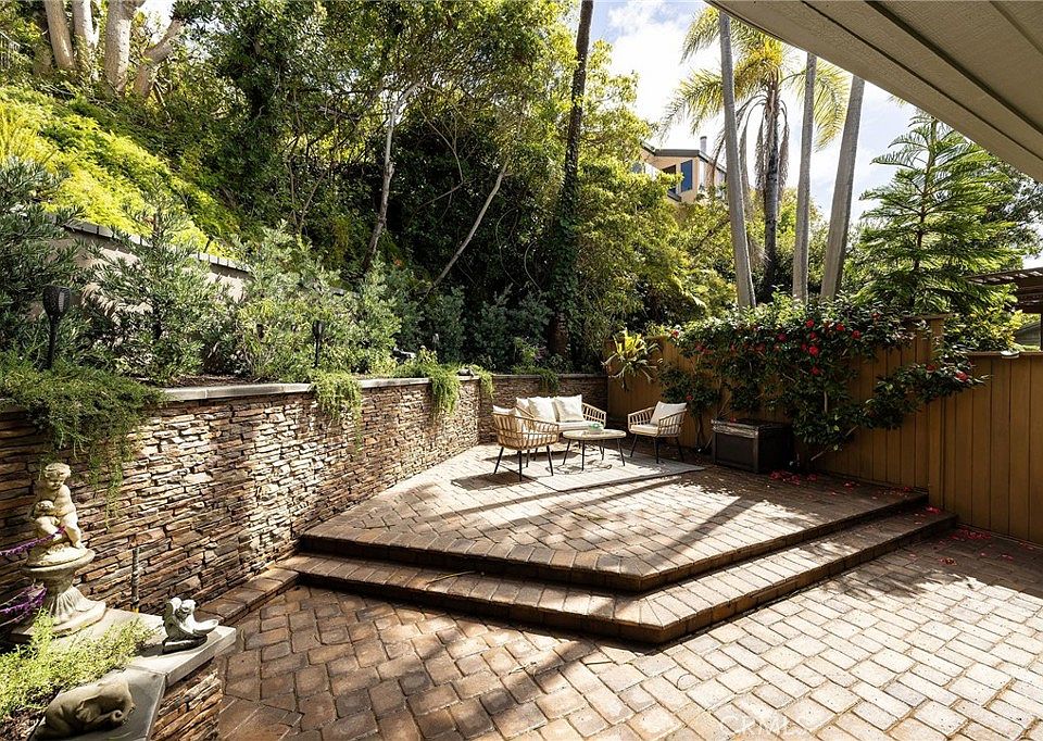Laguna Beach, California, 92651, United States, 3 Bedrooms Bedrooms, ,3 BathroomsBathrooms,Residential,Forsale,1884152